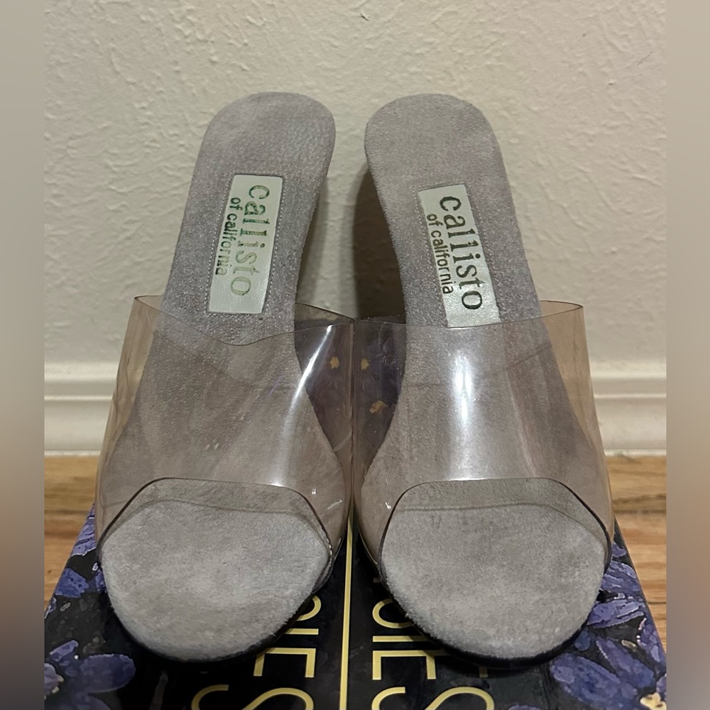 Callisto Of California Women’s Size 8 Heels Clear Front